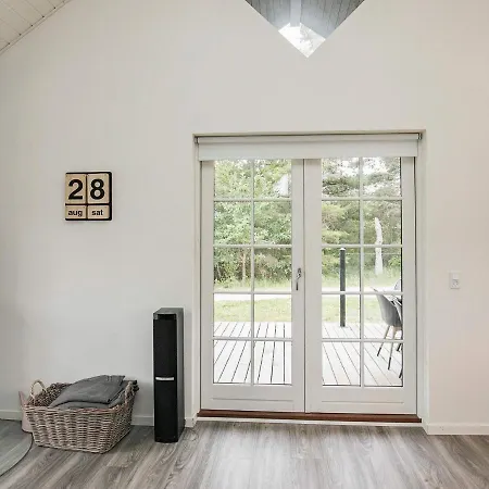 6 Person In Tatil Evi Hals
